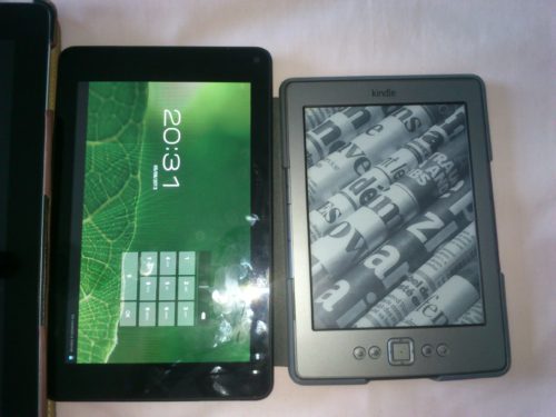 bq maxwell 2 plus vs kindle