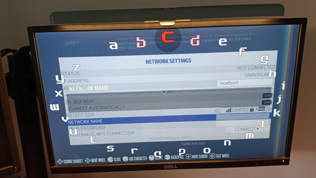 Teclado virtual de Recalbox para introducir la contraseña Wi-Fi con el mando