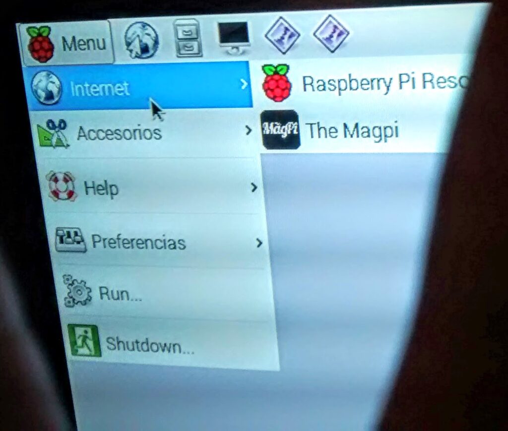 raspberry pi os menu