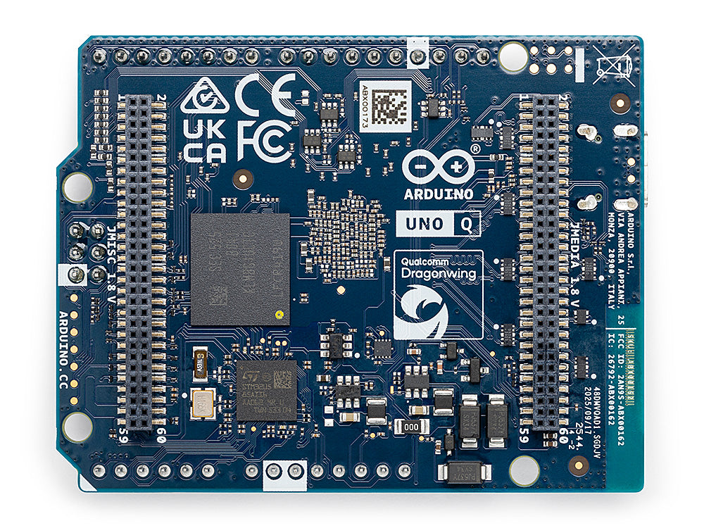 arduino uno q - bottom